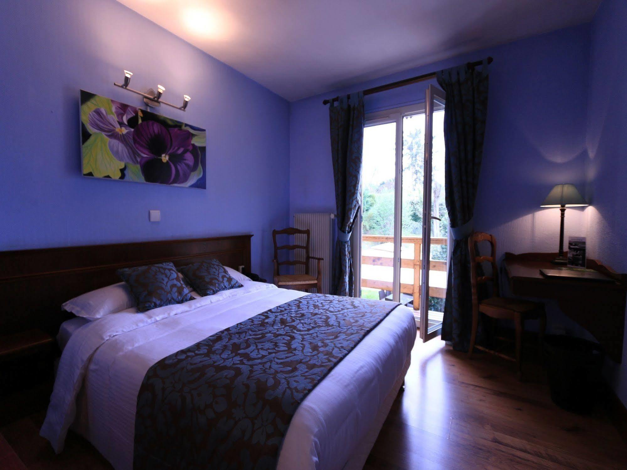 Logis Hotel Le Petit Casset La Boisse Exterior foto